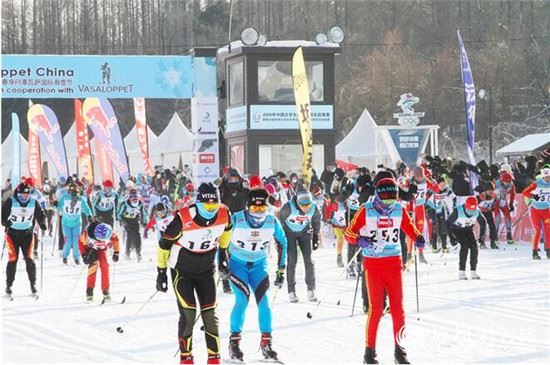 第十九届中国长春净月潭瓦萨国际滑雪节启幕