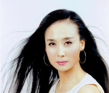 香港舞蹈家荣毅捷的新年心愿