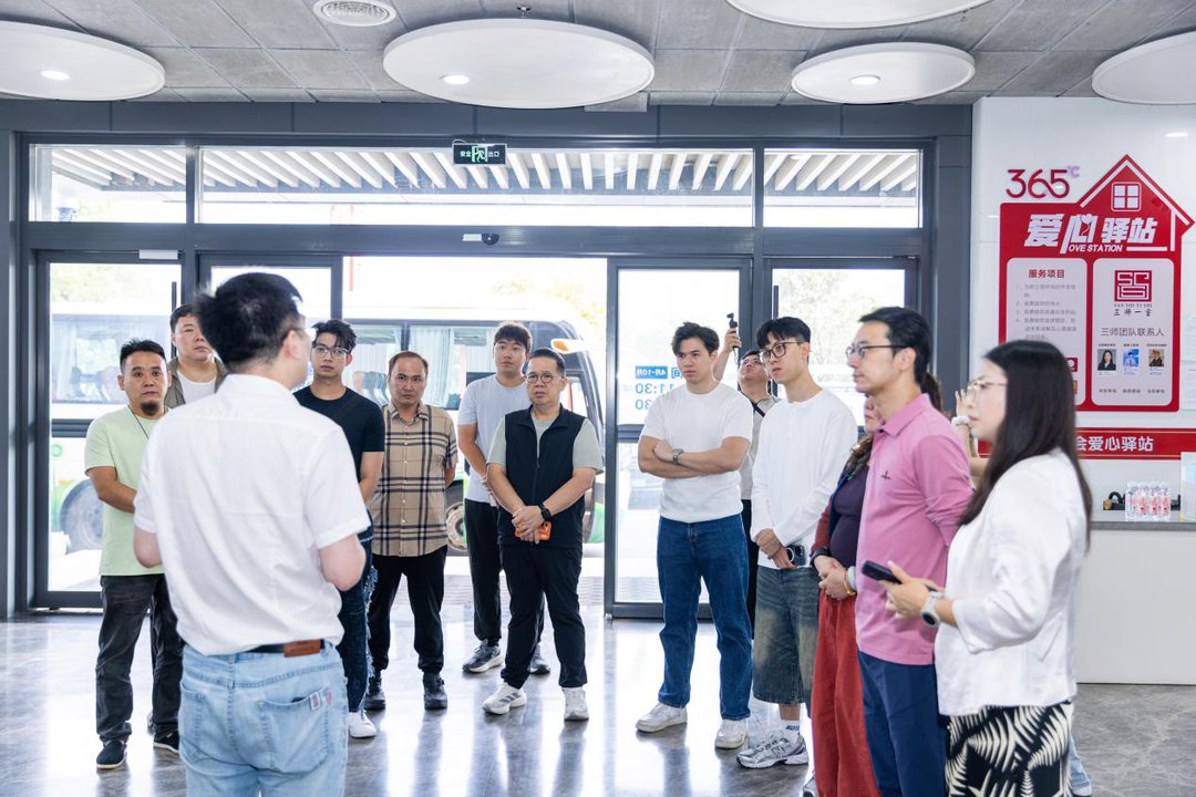 海外华文媒体及网红博主走进红谷滩 为国际传播“支招”